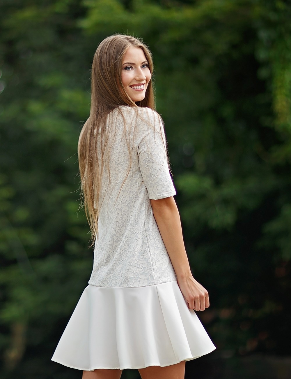 Minimi suknelė „Balta gėlė“